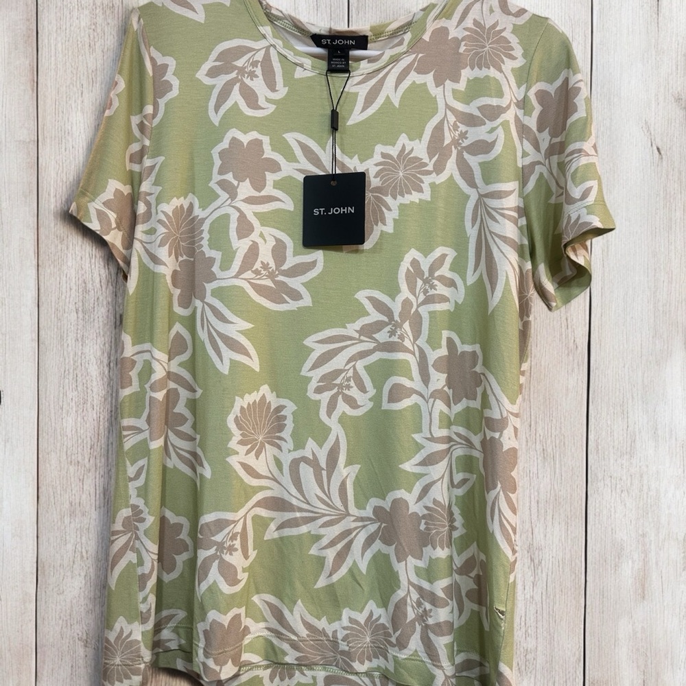 ST JOHN Large Floral Green Blouse New With Small Flaw Viscose Spandex